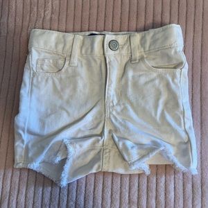 Old Navy White Jean Shorts size 3T